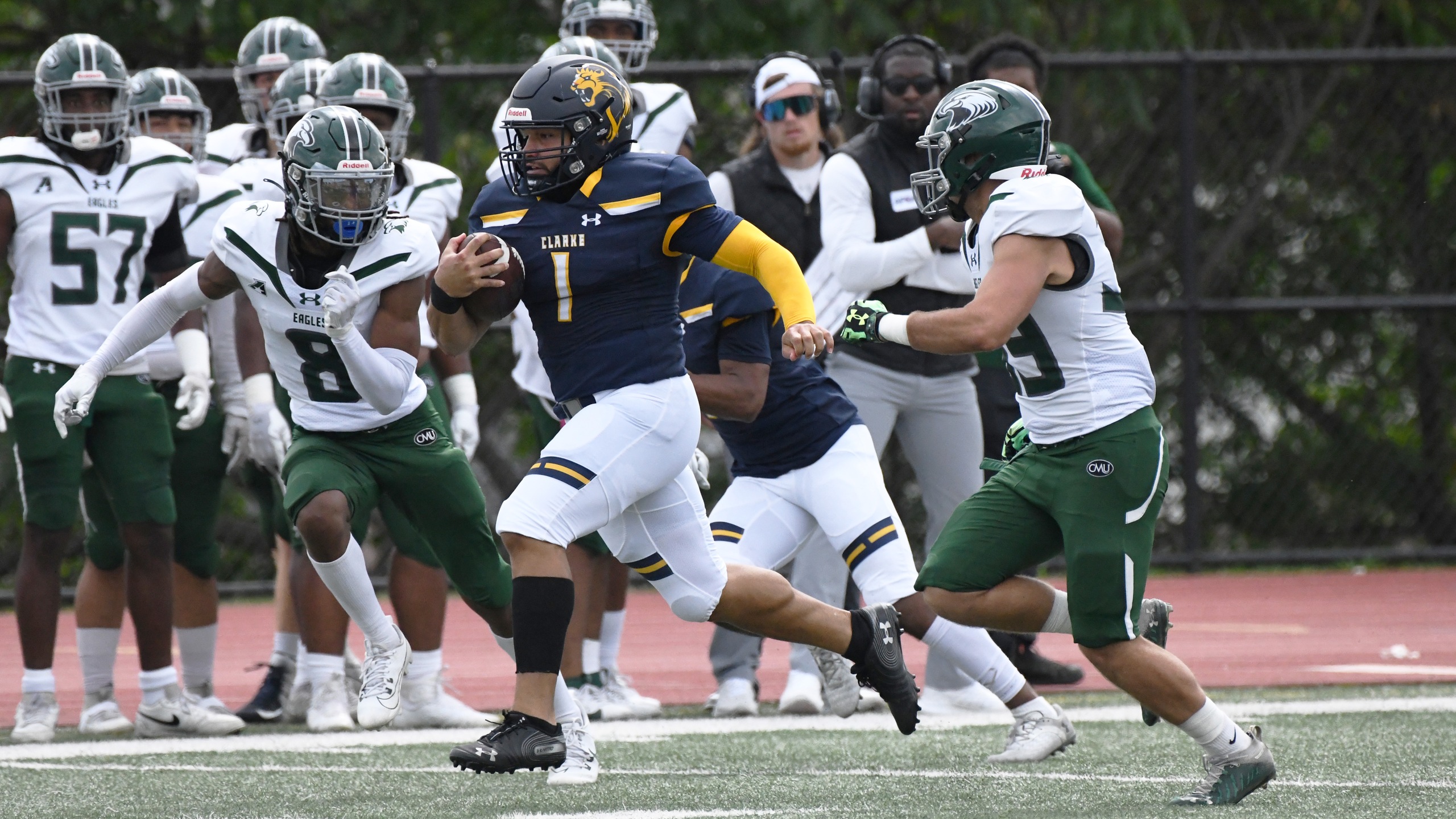 Elmore's four touchdowns propel Pride over Peru State 31-17
