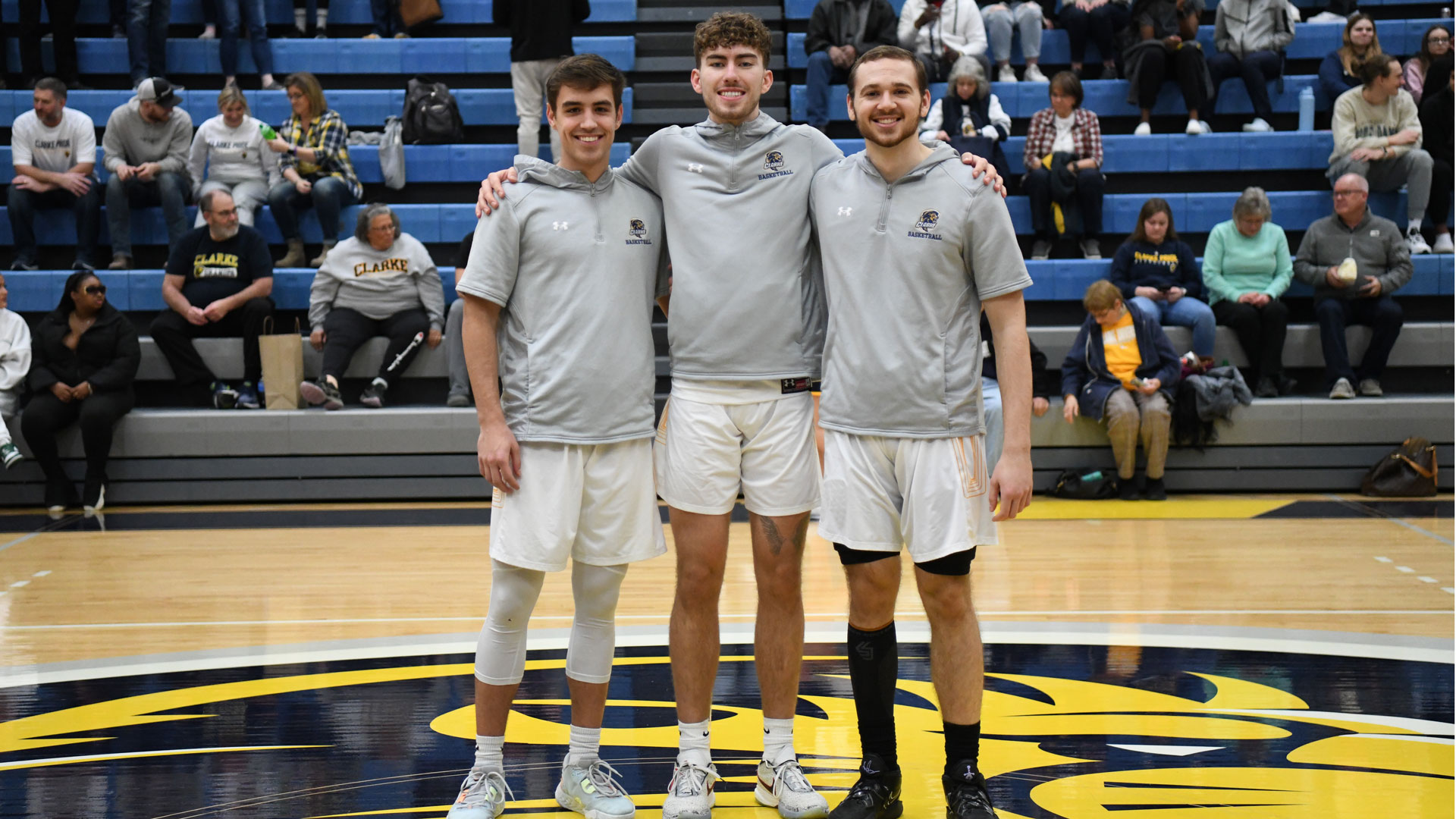 Seniors show out in 81-73 loss to Missouri Valley