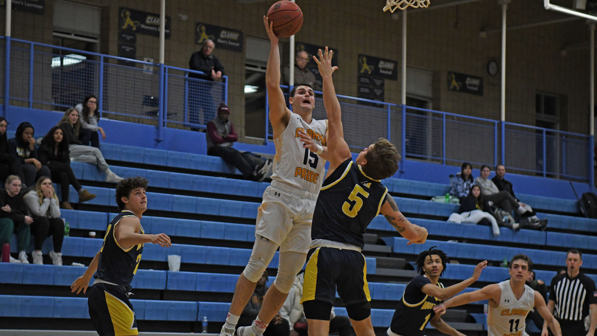 Pride lose battle on the boards in 89-79 defeat to Eagles