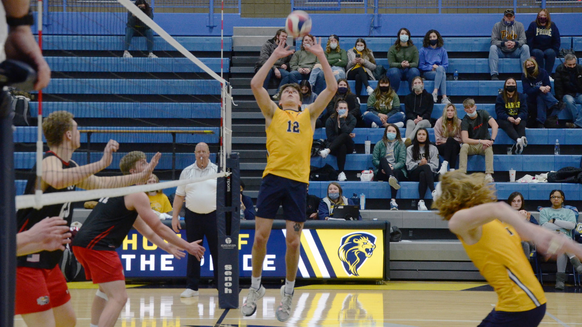 Pride fall in three sets to No. 11 Missouri Valley