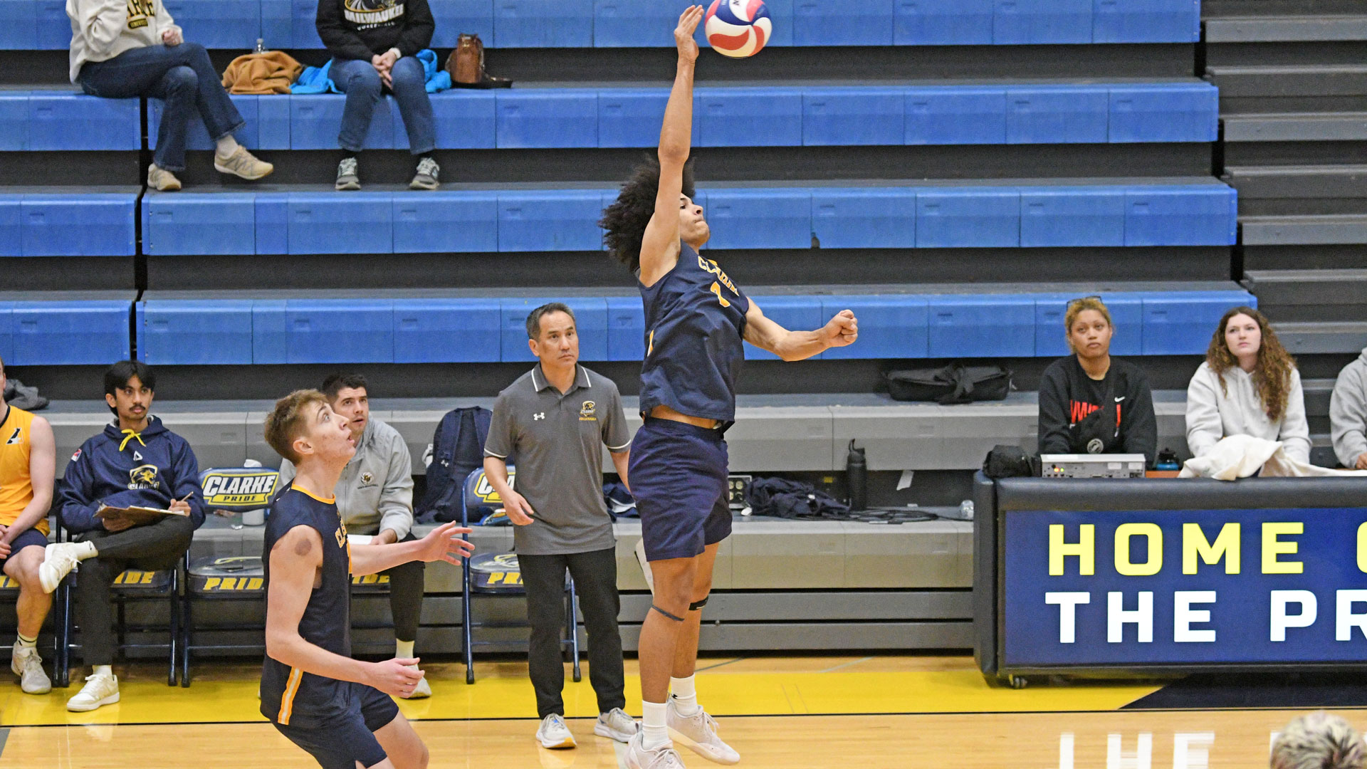 Pride fall in tight three sets against No. 6 Missouri Valley
