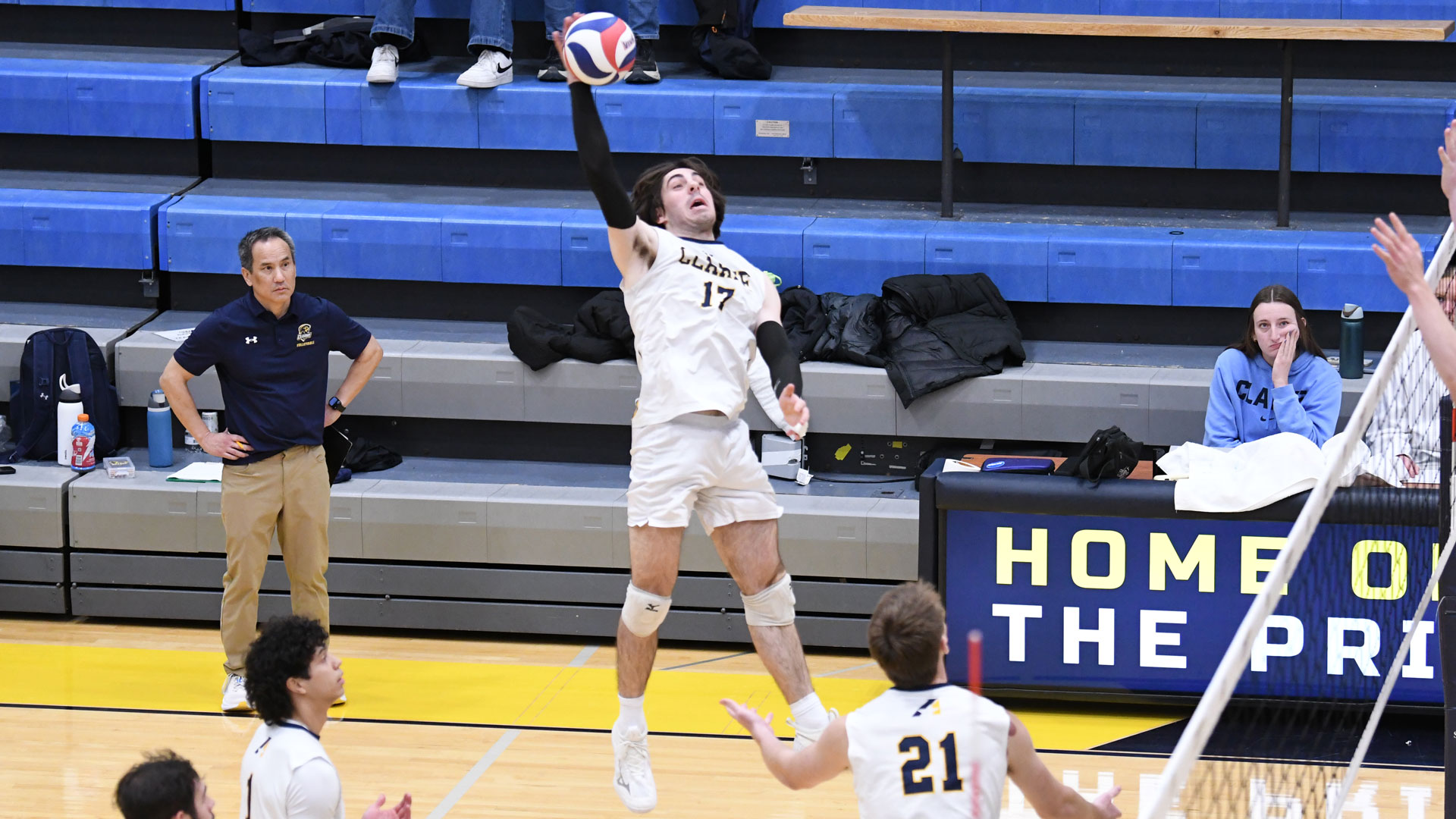 Pride start Showdown in the Woods Invitational with sweep win over Park-Gilbert