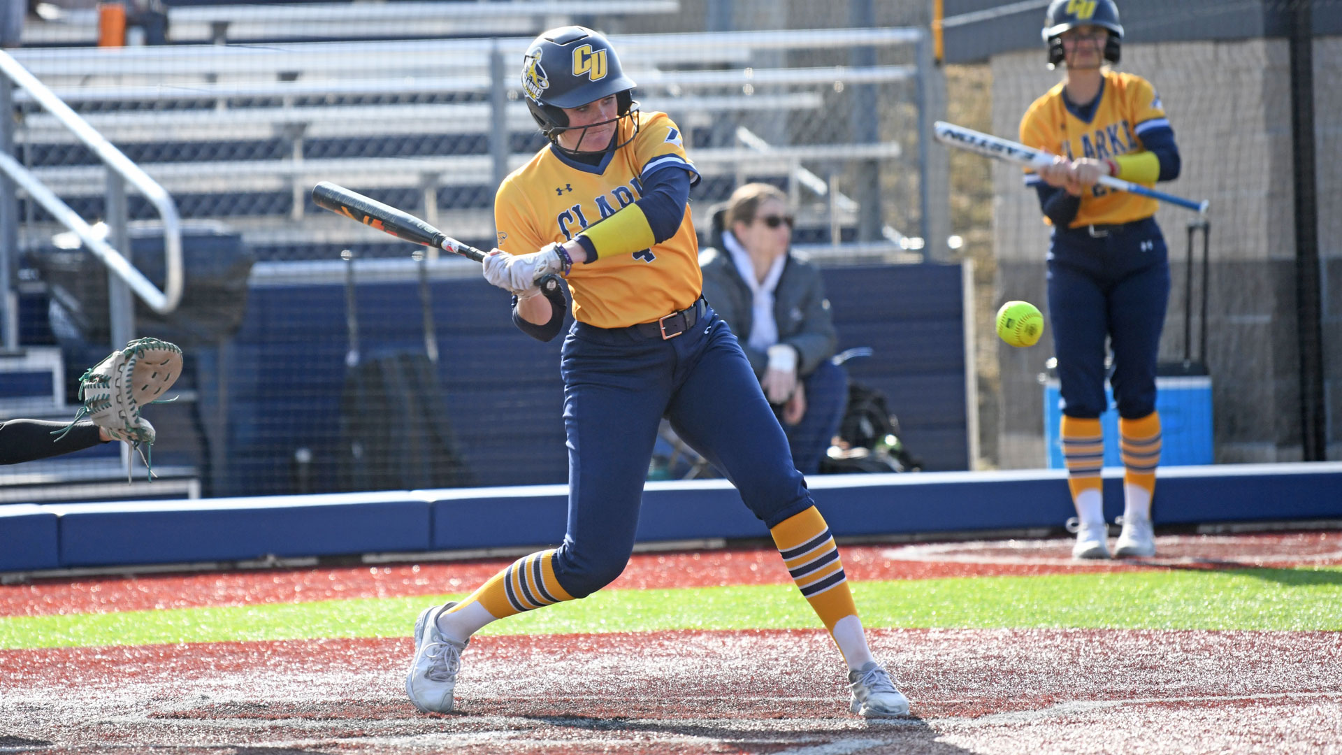 Pride and Mustangs go back-and-forth in finale as MMU sweeps doubleheader
