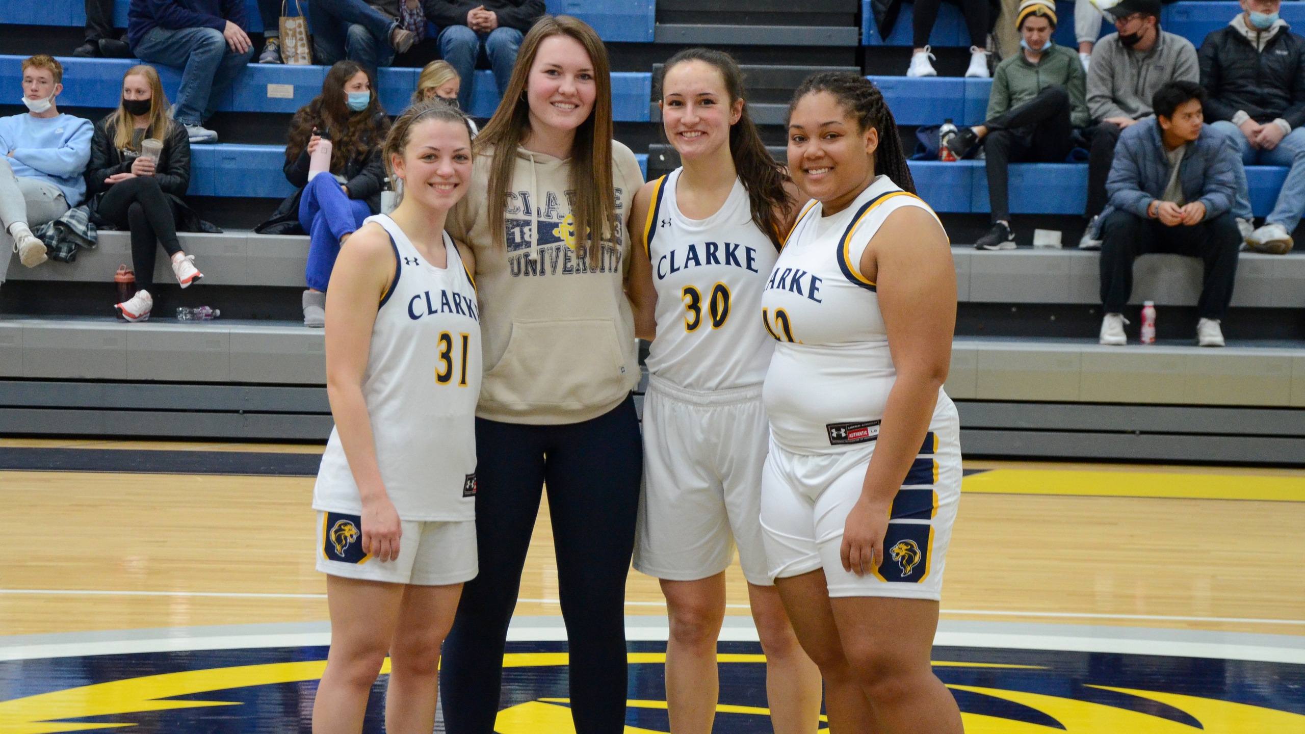 Pride Celebrate Senior Day with 75-48 Win Over Park