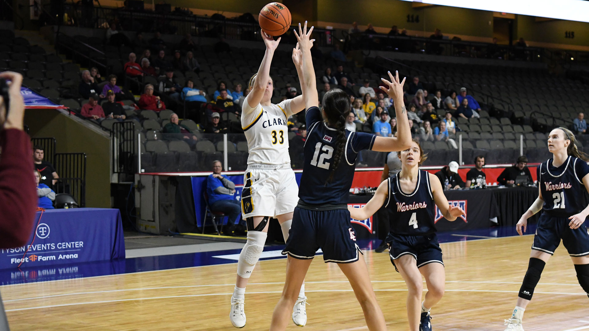 Pride dominant in 87-75 NAIA Round of 16 win over Lewis-Clark State