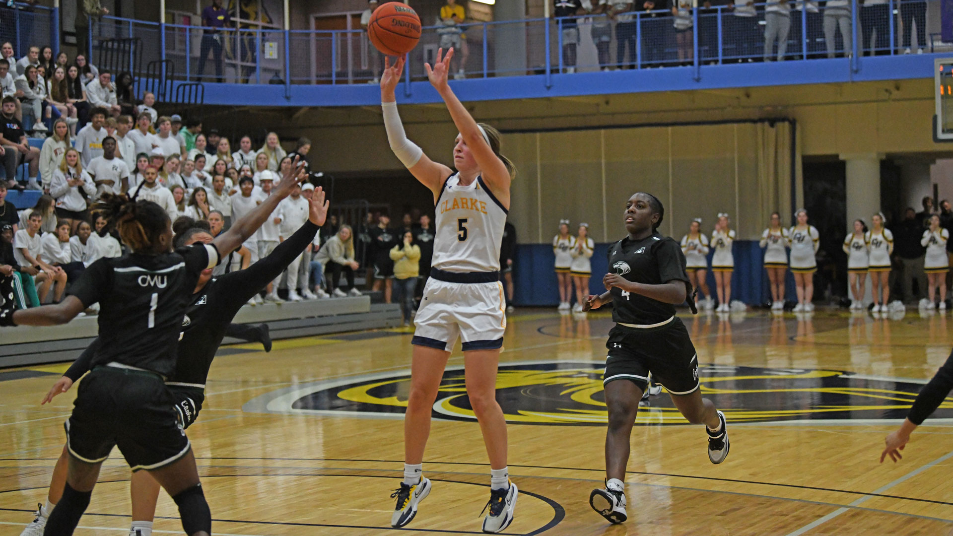 Pride overcome shaky opening quarter to earn 18-point victory at CMU